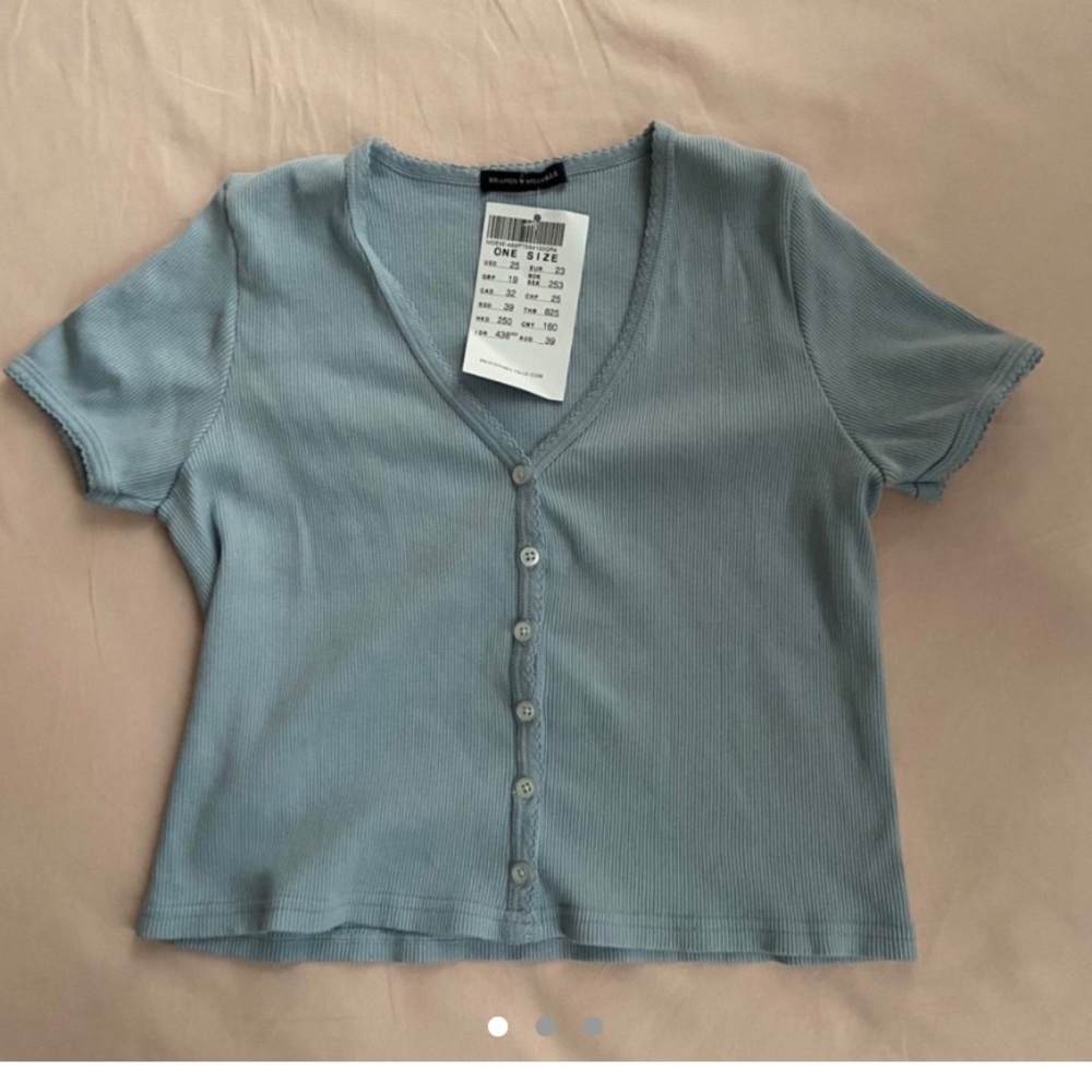 Brandy Melville top